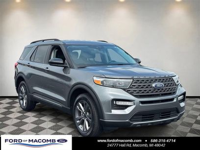 Certified 2024 Ford Explorer XLT w/ Equipment Group 202A