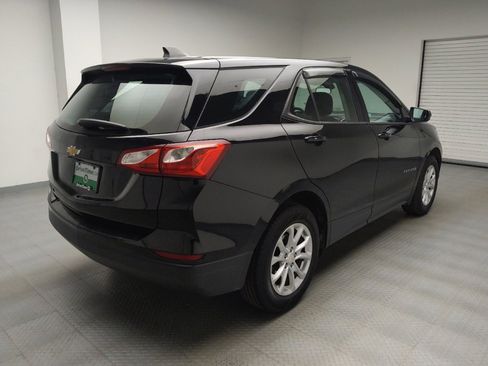 Used 2019 Chevrolet Equinox LS FWD image 9