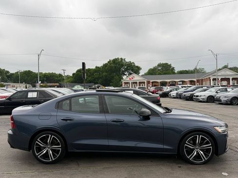 Used 2019 Volvo S60 T5 R-Design FWD image 11
