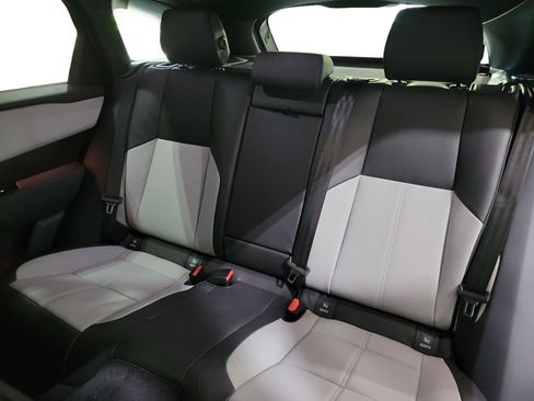 New 2026 Land Rover Range Rover Velar Dynamic SE image 22