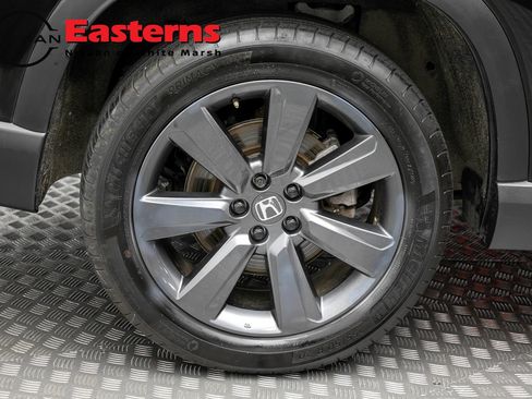 Used 2023 Honda Pilot Sport image 29