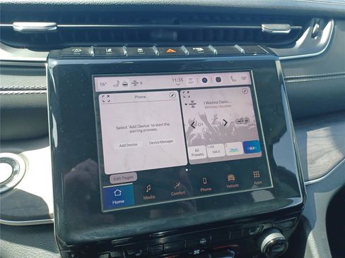 Used 2022 Jeep Grand Cherokee L Limited image 11