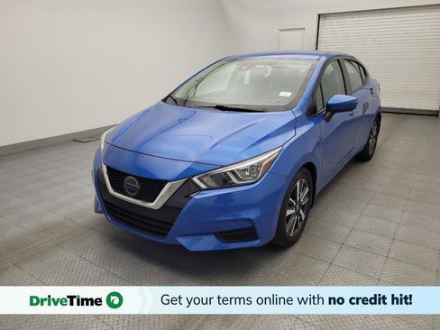 Used 2021 Nissan Versa SV image 1