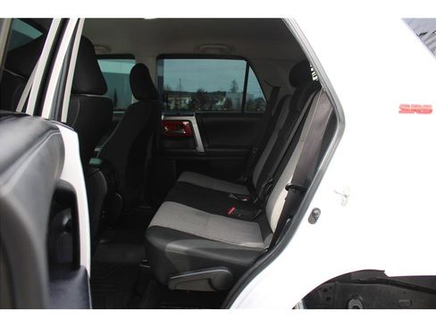 Used 2018 Toyota 4Runner SR5 image 12