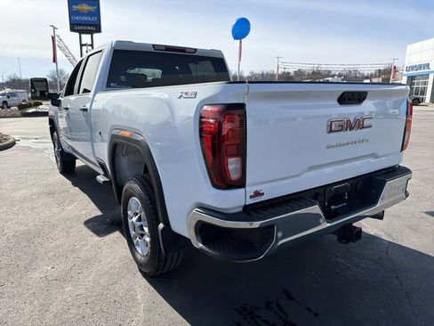 Used 2024 GMC Sierra 2500 Pro w/ 1SA Pro Safety Plus Package AWD/4WD image 5