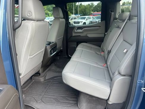 Used 2024 GMC Sierra 1500 SLT AWD/4WD image 24