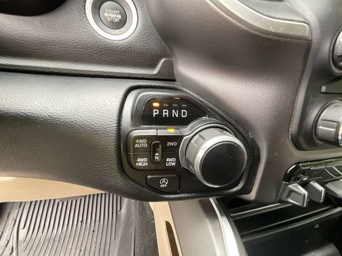 Used 2020 RAM 1500 Big Horn AWD/4WD image 20