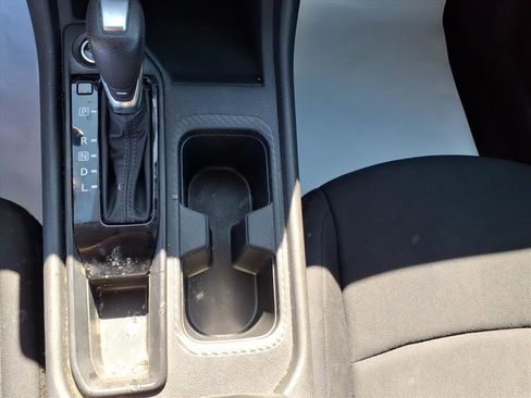 Used 2024 Nissan Sentra S image 23