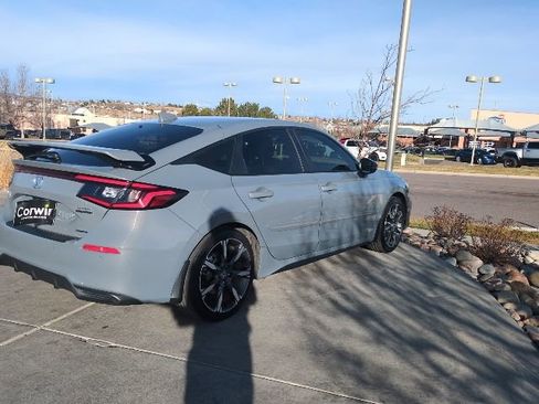 Used 2025 Honda Civic Sport Touring image 3