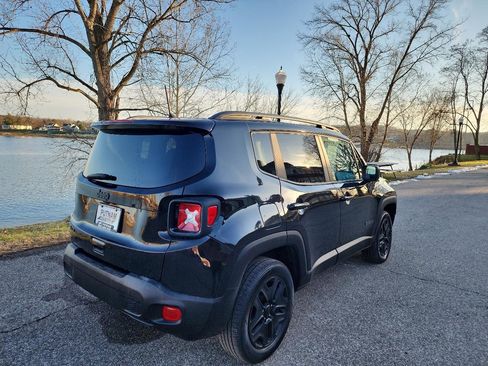 Used 2019 Jeep Renegade Sport AWD/4WD image 5