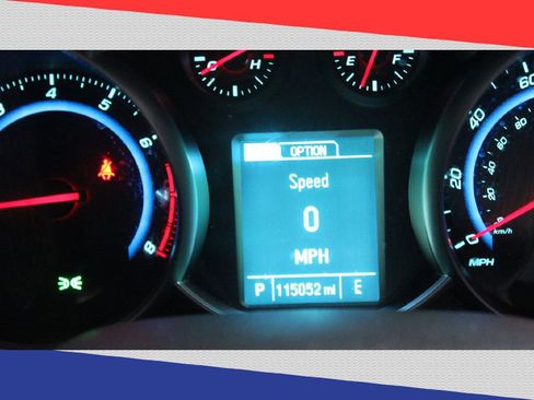 Used 2016 Chevrolet Cruze LT image 9