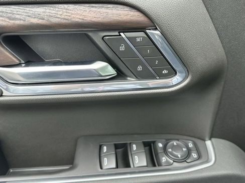 New 2026 GMC Sierra 1500 SLT w/ SLT Premium Package image 23