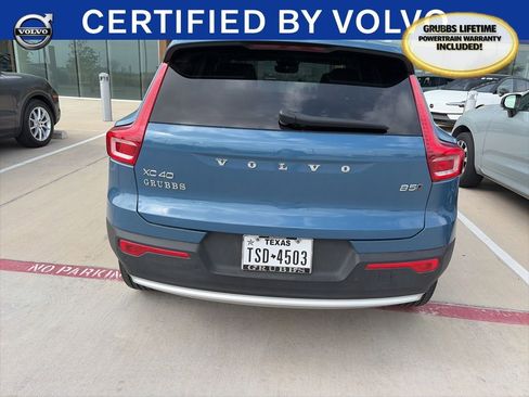 Used 2023 Volvo XC40 B5 Plus w/ Protection Package Premier image 4