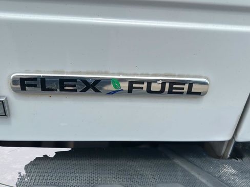 Used 2015 Ford F250 XL w/ Power Equipment Group AWD/4WD image 31