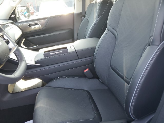Certified 2026 INFINITI QX80 Luxe w/ Cargo Package AWD/4WD image 15