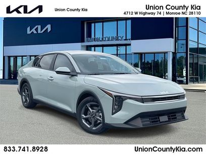 New 2026 Kia K4 LXS