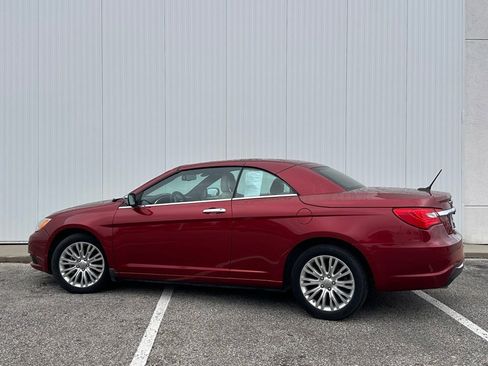 Used 2014 Chrysler 200 Limited FWD image 3
