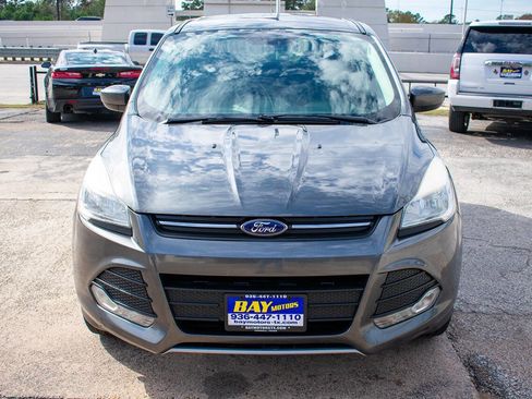 Used 2016 Ford Escape SE image 9
