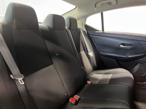 Used 2023 Nissan Sentra SV FWD image 13