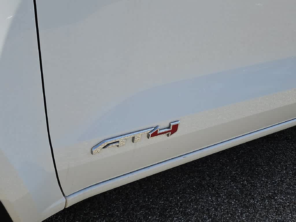 Used 2024 GMC Canyon AT4 AWD/4WD image 11