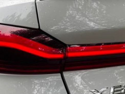 Used 2021 BMW X6 xDrive40i AWD/4WD image 8