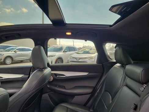 Used 2019 INFINITI QX50 Essential w/ Sensory Package image 9