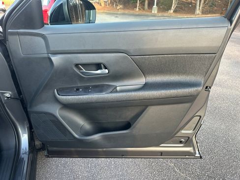 New 2026 Nissan Kicks SV image 14