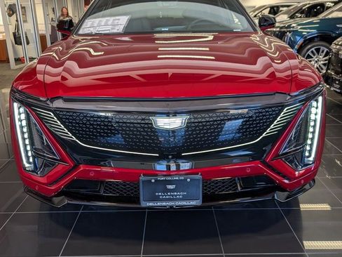 New 2026 Cadillac Lyriq V AWD/4WD image 10