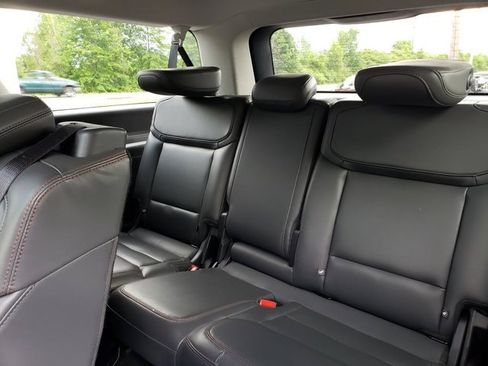 Used 2025 Ford Expedition Max Active AWD/4WD image 12
