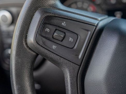Used 2019 Chevrolet Silverado 1500 Custom w/ Custom Value Package AWD/4WD image 28