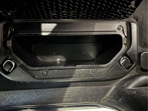 Used 2025 RAM 1500 Laramie AWD/4WD image 26