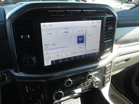 Used 2023 Ford F150 Lariat w/ Equipment Group 502A High image 29