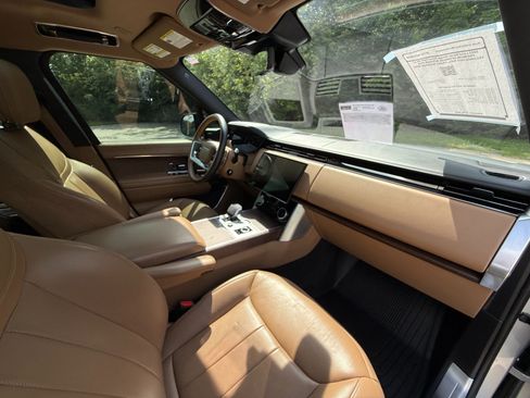 Used 2023 Land Rover Range Rover SE AWD/4WD image 24