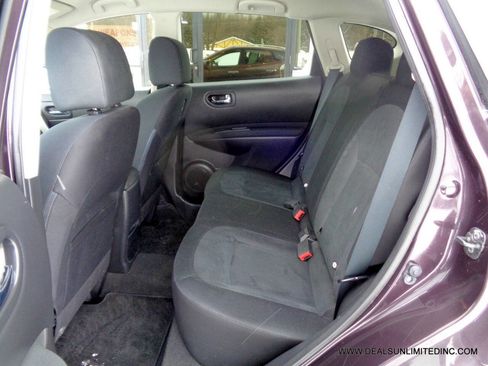 Used 2015 Nissan Rogue S w/ Convenience Package image 13