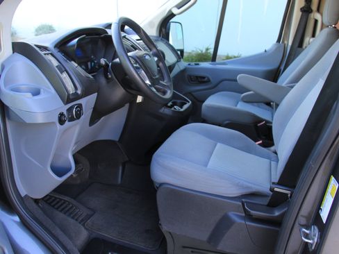 Used 2018 Ford Transit 350 XLT image 15