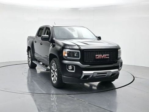 Used 2019 GMC Canyon Denali image 4