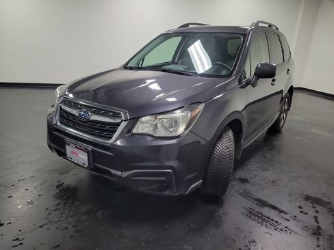 Used 2017 Subaru Forester 2.5i w/ Alloy Wheel Package AWD/4WD image 5