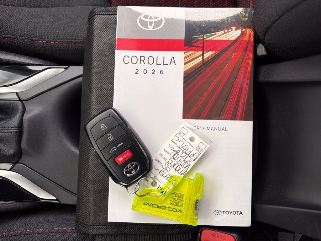 Used 2026 Toyota Corolla SE FWD image 35