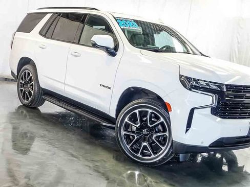 Used 2023 Chevrolet Tahoe RST w/ Luxury Package AWD/4WD image 5
