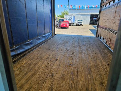 Used 2014 Chevrolet Express 3500 Extended w/ Chrome Appearance Package image 24