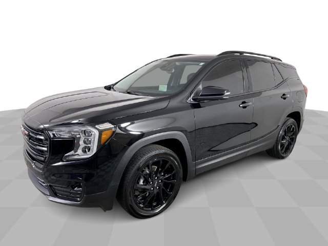 Used 2024 GMC Terrain SLT w/ Infotainment Package II AWD/4WD image 4