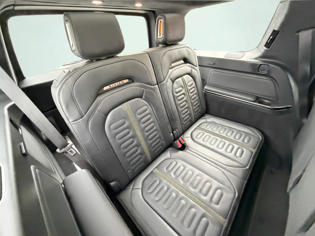 Used 2022 Rivian R1S Launch Edition Quad AWD/4WD image 46