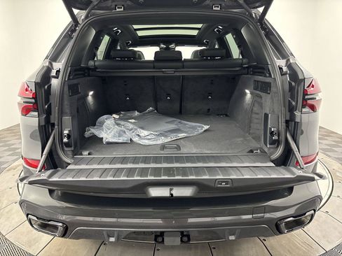 New 2026 BMW X5 xDrive40i w/ M Sport Package AWD/4WD image 21