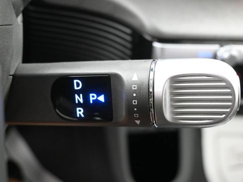 Used 2024 Hyundai Ioniq 5 SE RWD image 9