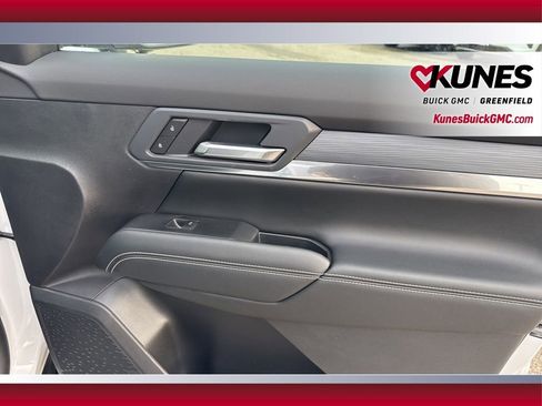 New 2026 GMC Terrain Elevation w/ LPO, Floor Liner Package image 44