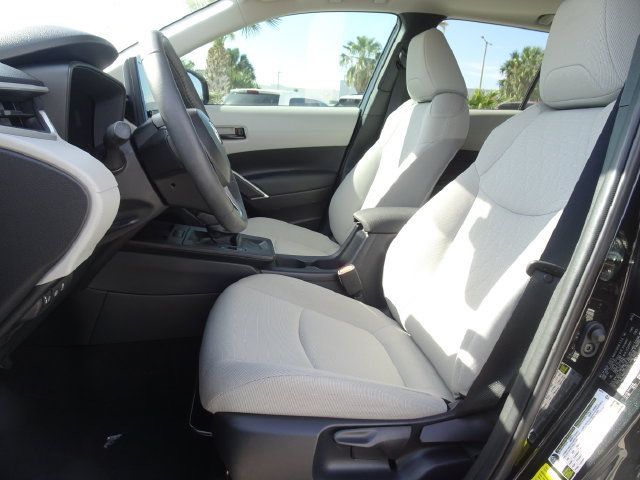 Used 2026 Toyota Corolla Cross LE w/ Moonroof Package FWD image 7