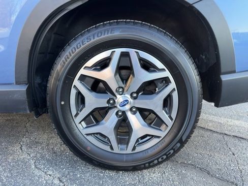Used 2022 Subaru Forester Premium image 29