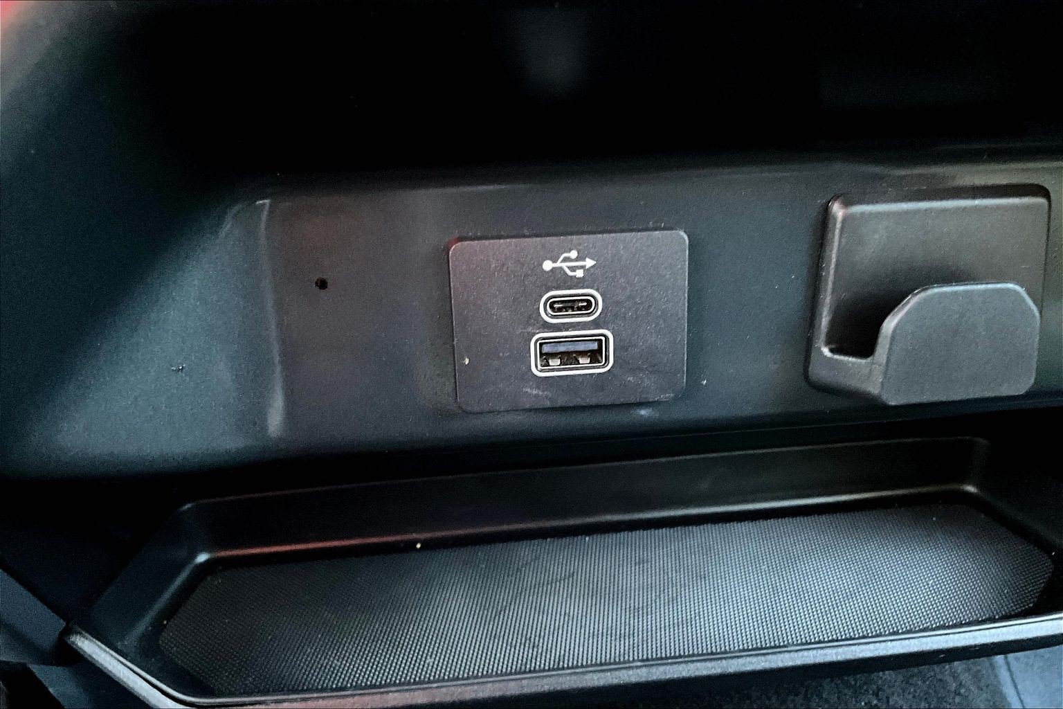Used 2025 Ford F150 XLT w/ Equipment Group 301A Standard AWD/4WD image 18