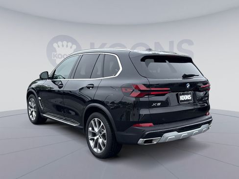 Used 2025 BMW X5 xDrive40i AWD/4WD image 4