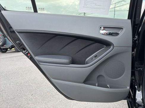 Used 2017 Kia Forte EX FWD image 17